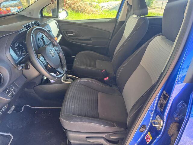 COMING SOON TOYOTA YARIS ADVANCE 1.5 HYBRID AUTO SPANISH LHD IN SPAIN 35000 MILES 2017